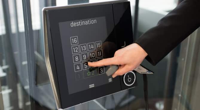gestion de destination ascenseur